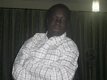 cheick fatma le petit de sokhna qi est tr&eacute;s gentil de meme qe sa soeur